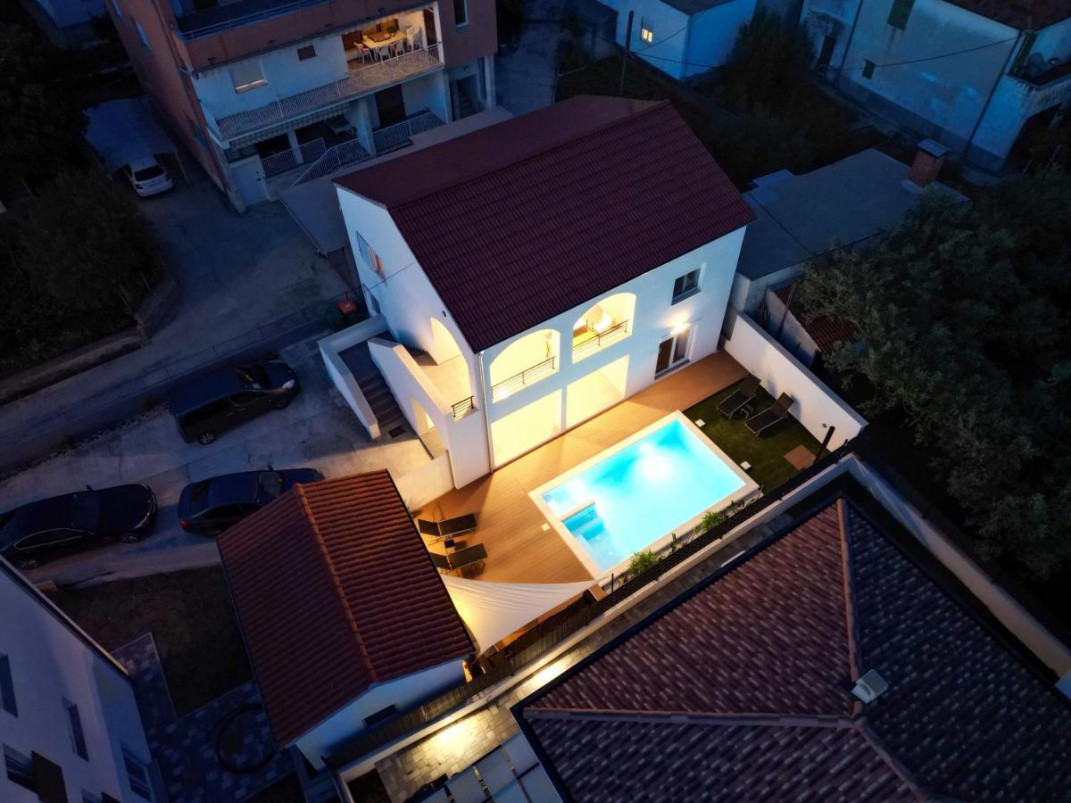 Bernie Apartments With A Pool Zadar Zewnętrze zdjęcie