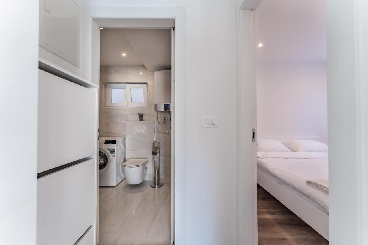 Bernie Apartments With A Pool Zadar Zewnętrze zdjęcie