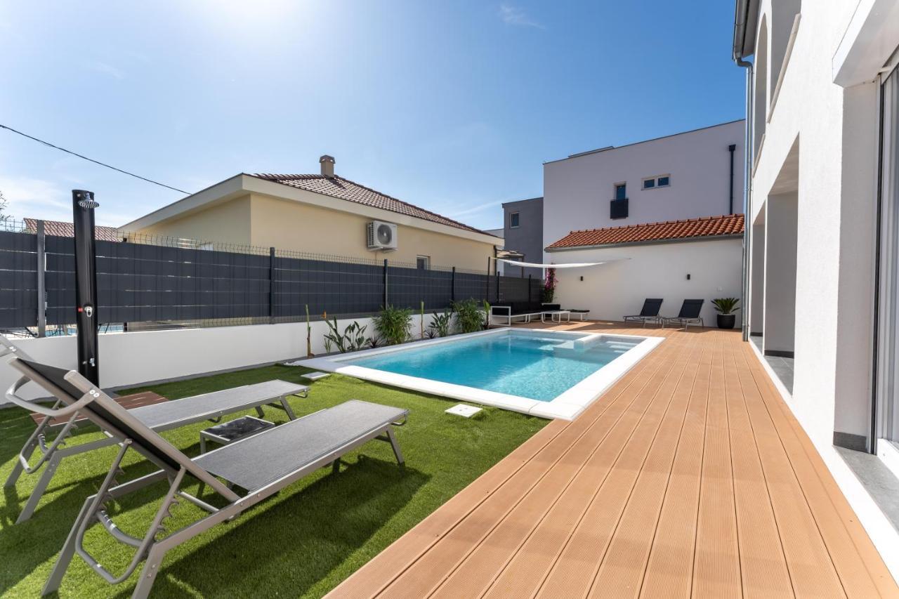 Bernie Apartments With A Pool Zadar Zewnętrze zdjęcie