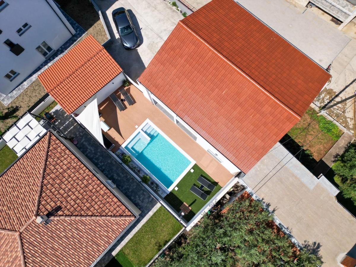 Bernie Apartments With A Pool Zadar Zewnętrze zdjęcie