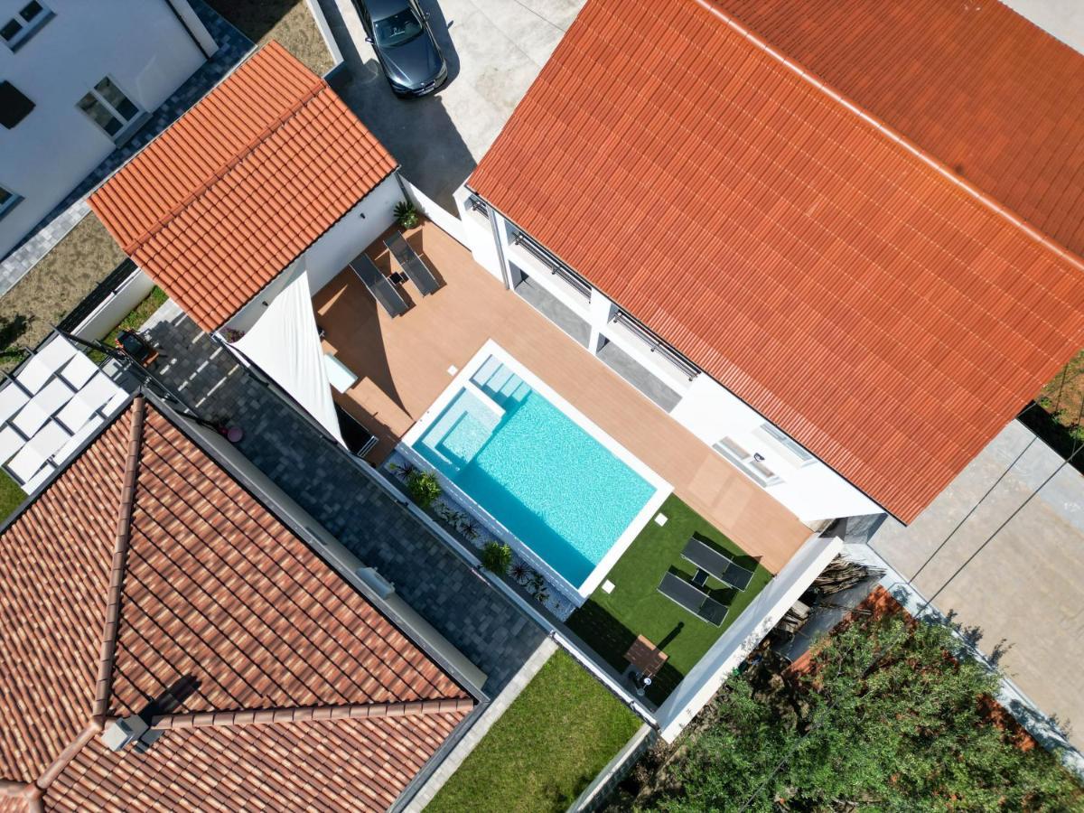 Bernie Apartments With A Pool Zadar Zewnętrze zdjęcie