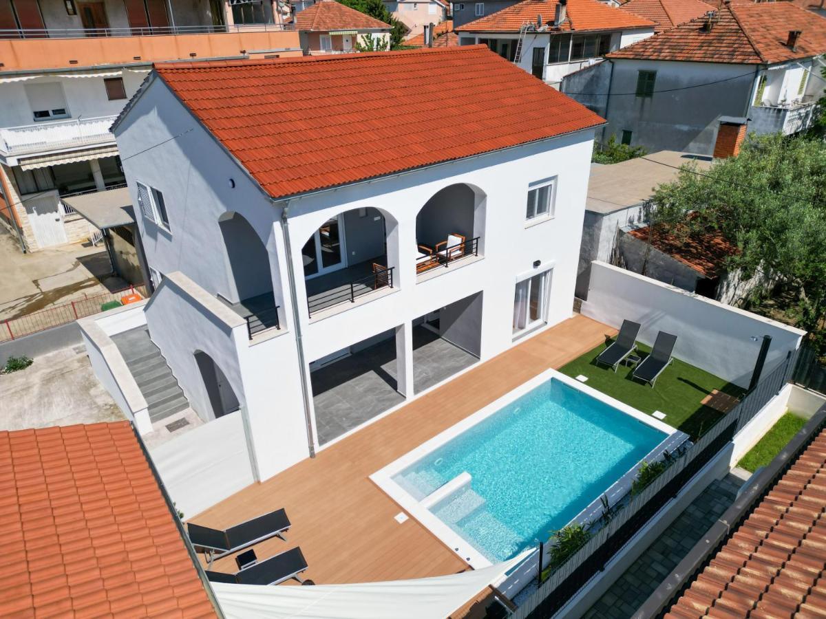 Bernie Apartments With A Pool Zadar Zewnętrze zdjęcie